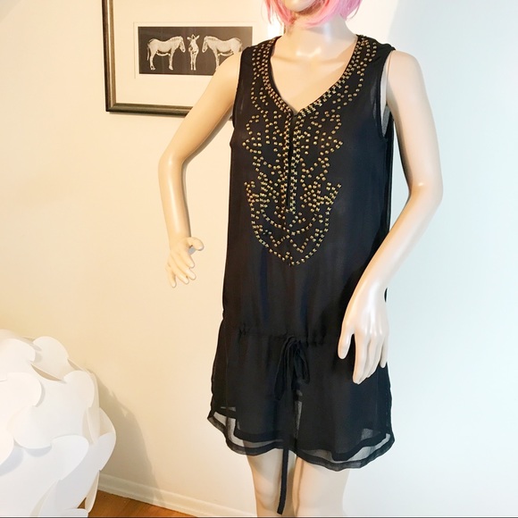 Romeo & Juliet Couture Dresses & Skirts - Romeo & Juliet Studded Crepe Tunic Dress Small